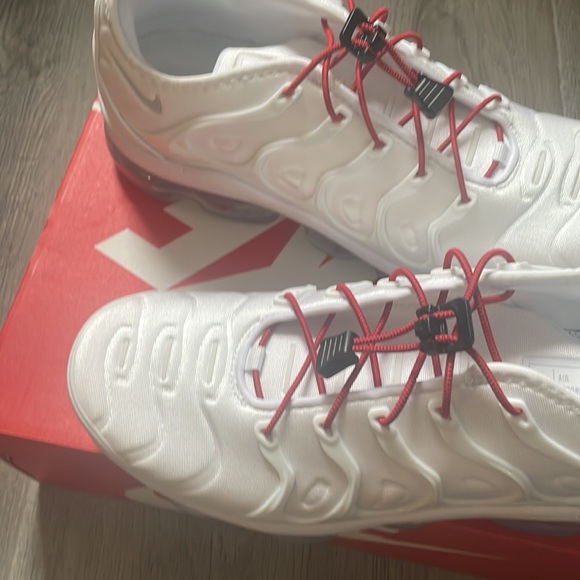 NWOT Nike Air Vapormax Plus - Picture 7 of 8